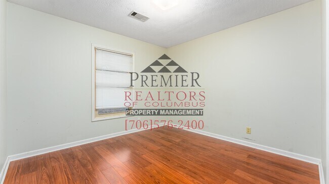 Building Photo - 3812 Wingate Dr