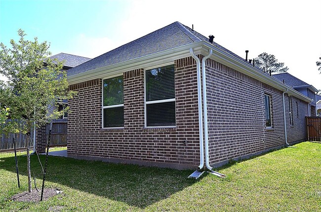 Building Photo - 219 Lukewood Cir