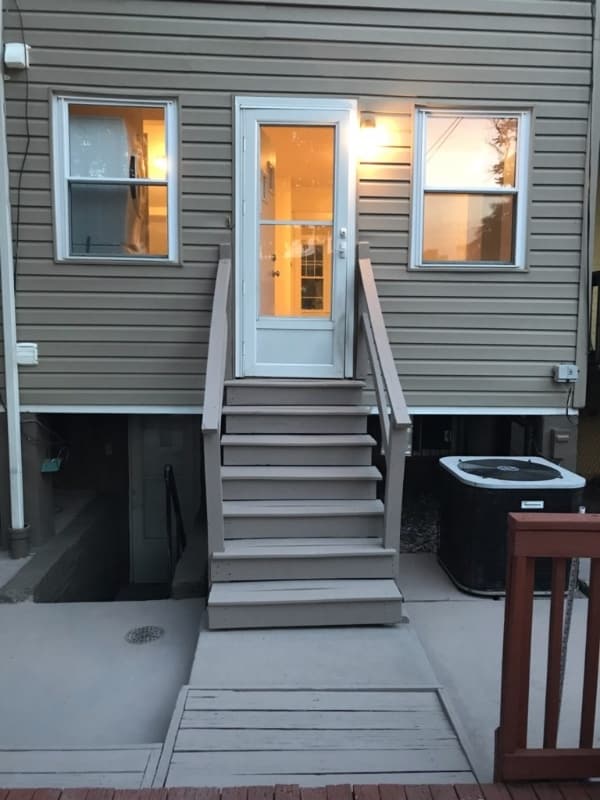 Building Photo - 1826 A St SE