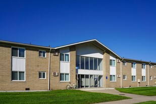 Building Photo - Huntington Club Apartments