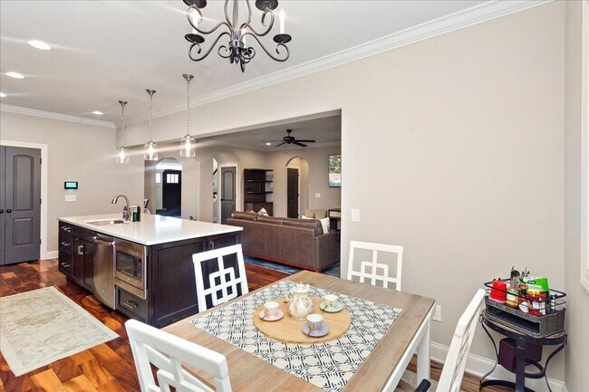 Building Photo - READY FOR SHOWINGS! 4BR Home in Blackman School district