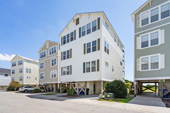 Building Photo - 3 bedroom, 2 1/2 bath unfurnished Townhouse located in Surf City-Ocean views