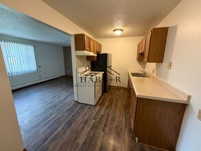 Building Photo - Hayfield Greens