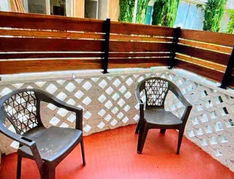 Private Patio - 10739 Francis Pl