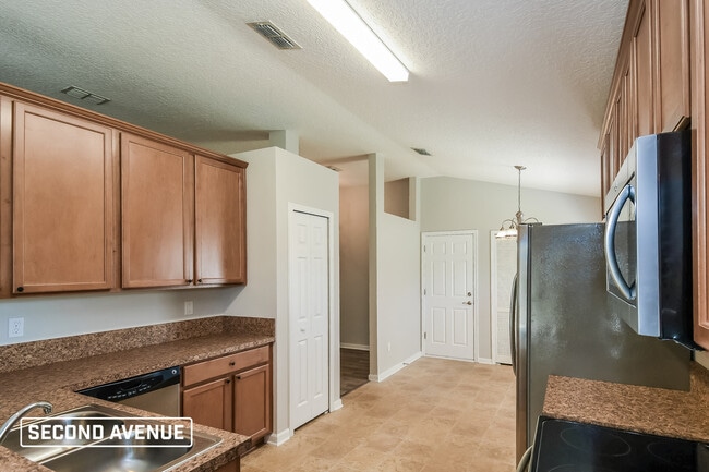 Building Photo - 1874 Reed Valley Way