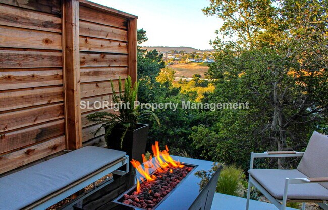Building Photo - AVAILABLE SEPTEMBER - Furnished Luxurious Studio Apartment Grover Beach