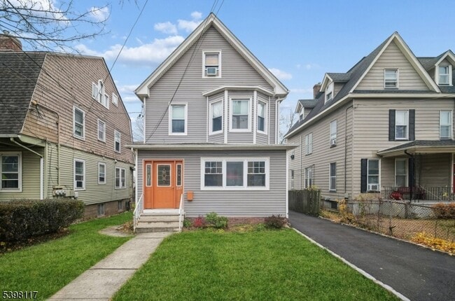 Primary Photo - 159 Valley Rd