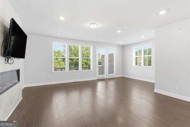 Building Photo - 2565 Cherry Birch Ln