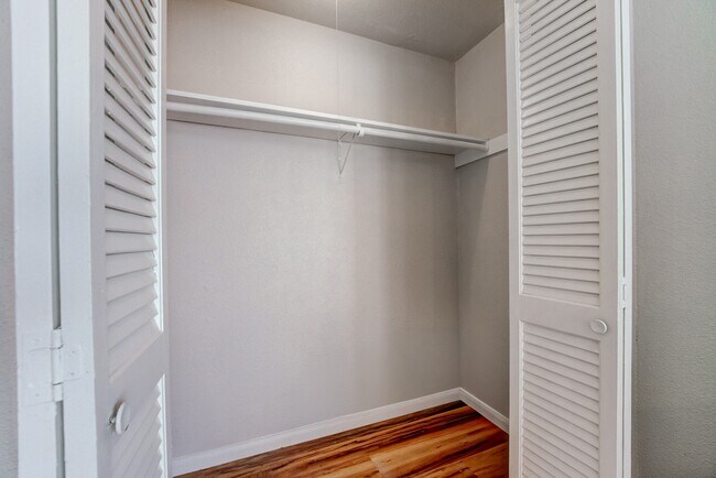 Building Photo - 6001 Reims Rd