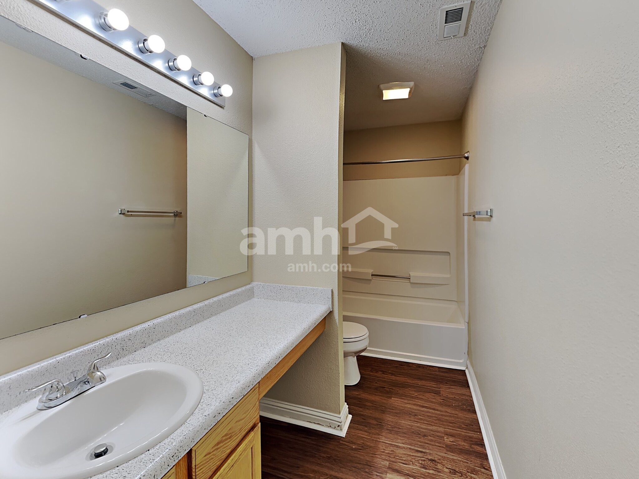 Building Photo - 6737 Amber Springs Way