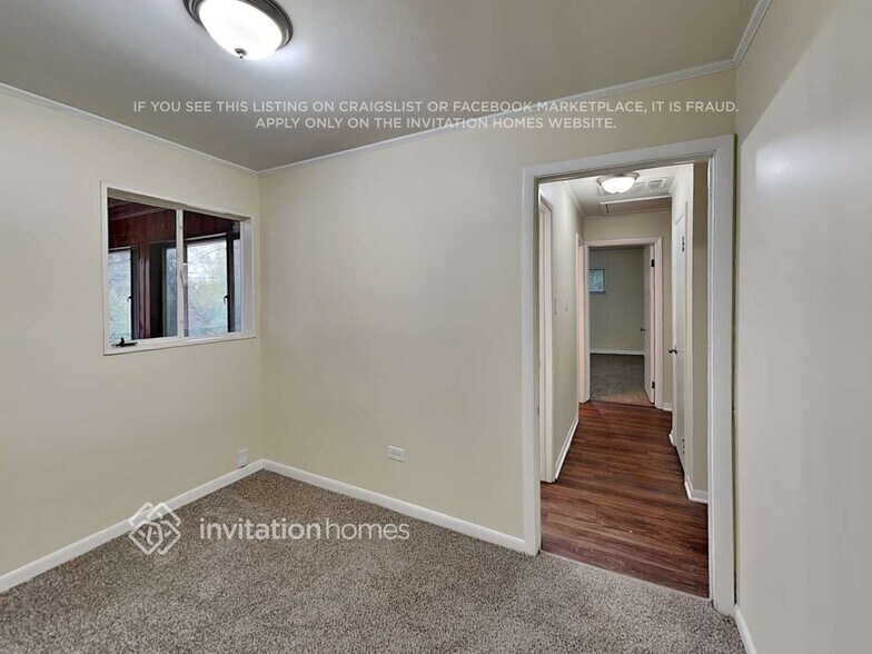 Building Photo - 113 Nashua St