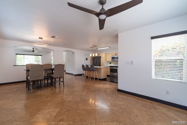 Building Photo - 4BR/ 2.5BA/ 3PKG/ 30 PV panels in Ocean Po...