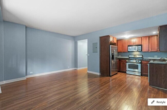 Building Photo - 2 bedroom in Chicago IL Chicago