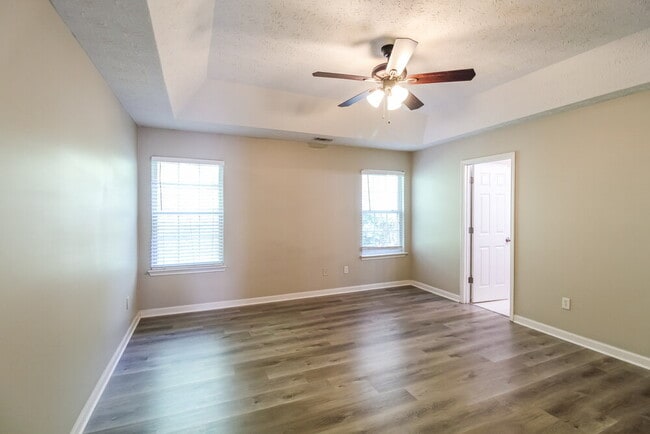Building Photo - 1120 Eatonton Way