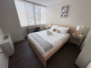 Building Photo - 801 15th St S