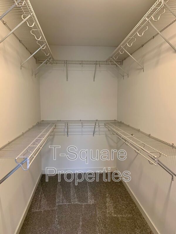 Building Photo - 3905 SW Findlay St