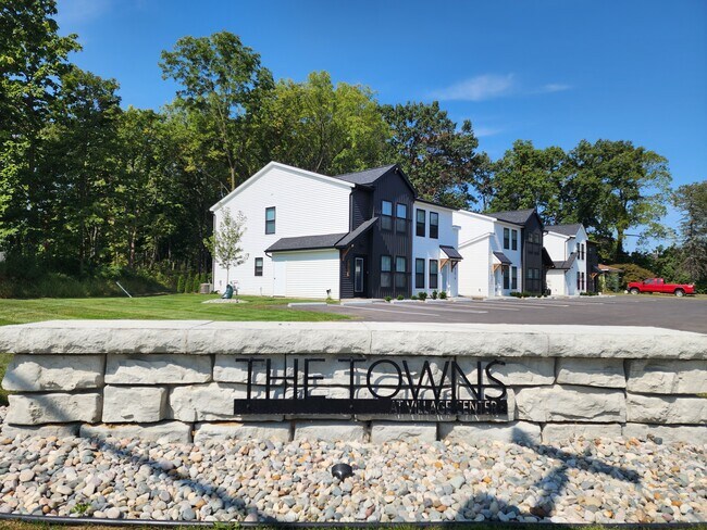 Primary Photo - 8201 Secor Rd