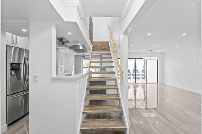 Building Photo - 149 NW 70th St