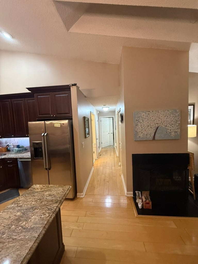 Building Photo - 955 Juniper Way