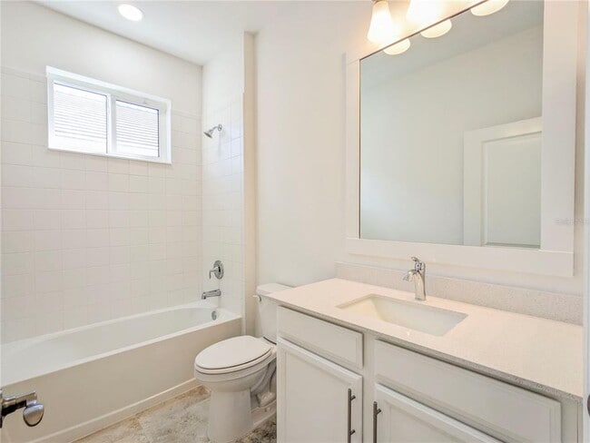 Building Photo - 8125 Sternway Rd