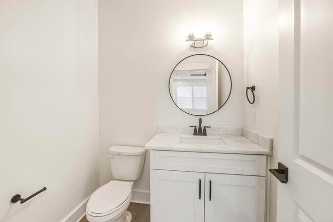 Building Photo - 4056 Biltmore Ave