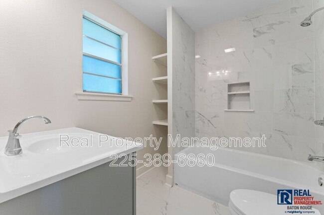 Building Photo - 7514 Kings Hill Ave