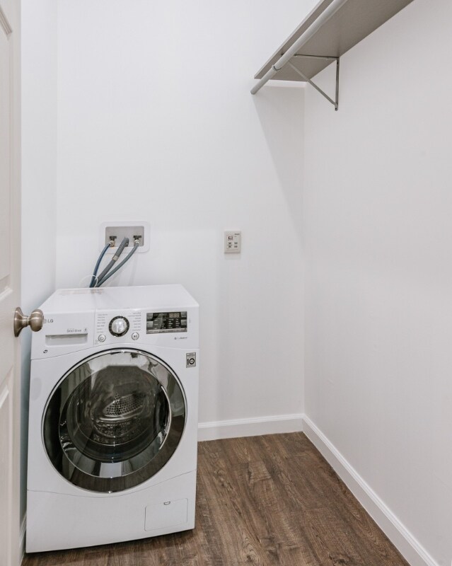 Building Photo - 5636 Natick Ave