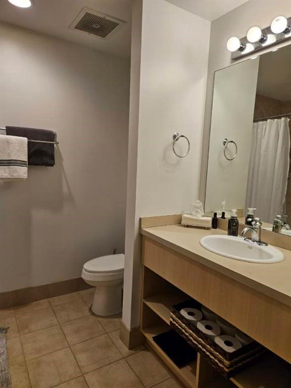 Building Photo - 250 Park Ave W NW