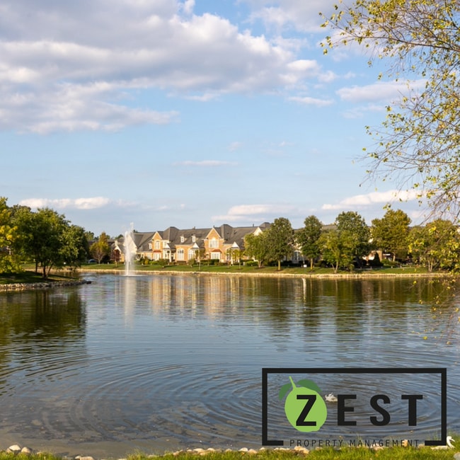 Building Photo - Amazing 3Bedroom 2 Baths