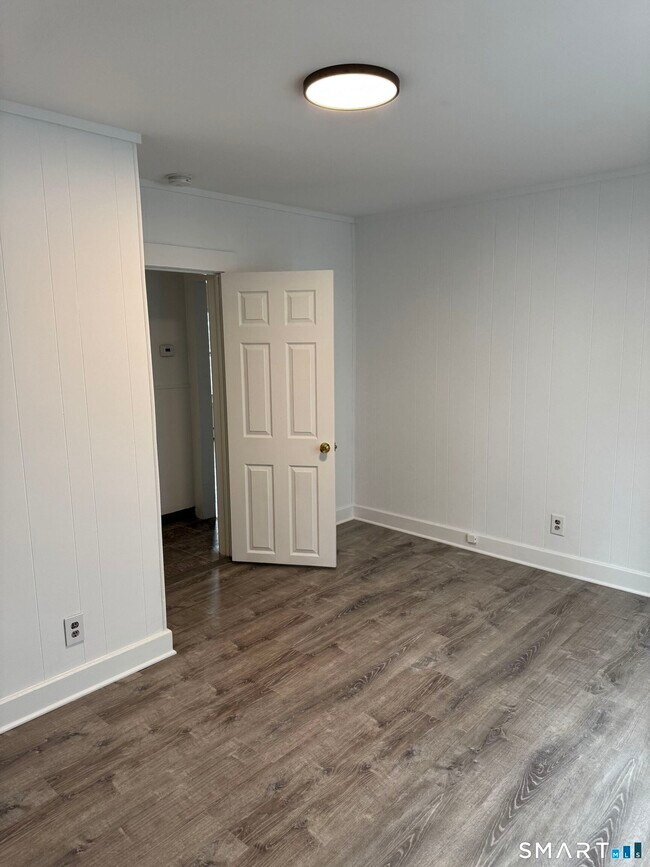 Building Photo - 70 Woodbine St