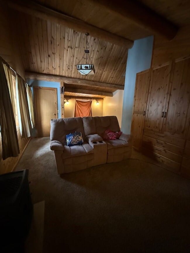 Building Photo - Spacious 3BD + Loft Log Home in June Lake | 2,200 SF | Rustic Charm & Privacy – $3,200/Month