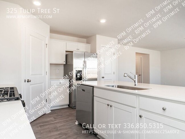 Building Photo - 325 Tulip tree St