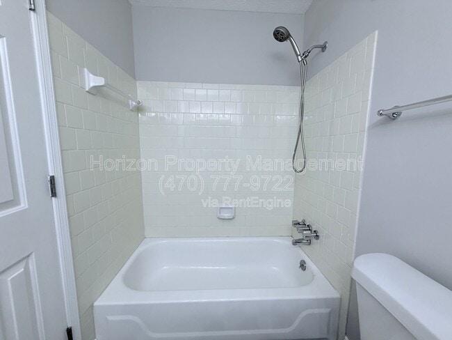 Building Photo - 2498 Hidden Cove Ct