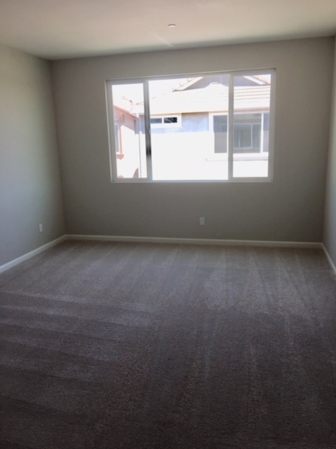 Building Photo - Natomas Crossing Nearly New Rental w/4 Bed...