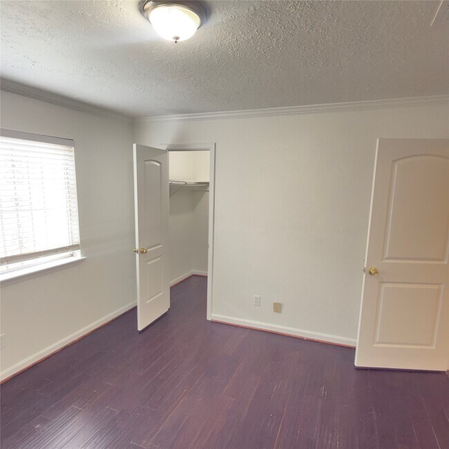 Building Photo - 8719 Beau Monde Dr