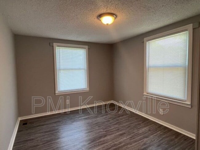 Building Photo - 3089 Washington Pike
