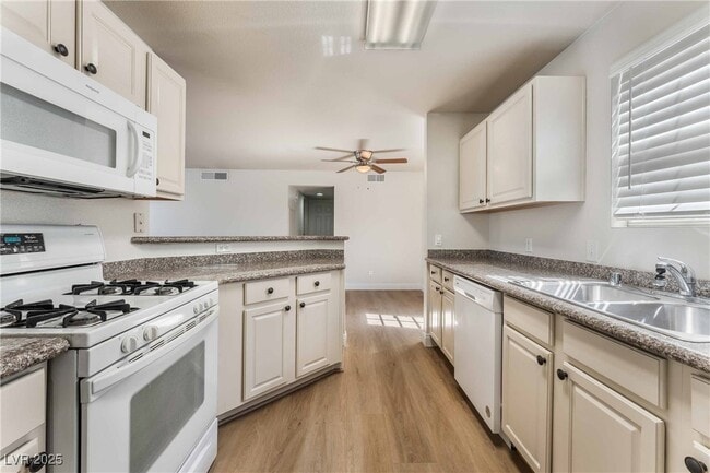 Building Photo - 2801 N Rainbow Blvd