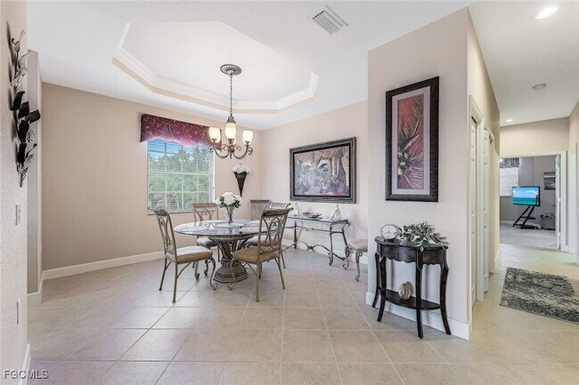 Building Photo - 16580 Crownsbury Way