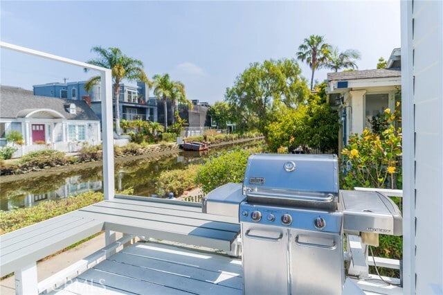 Building Photo - 410 Carroll Canal