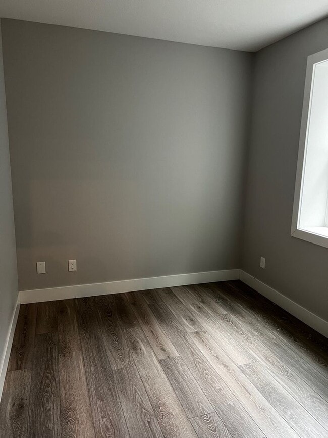 Building Photo - KENTON GEM