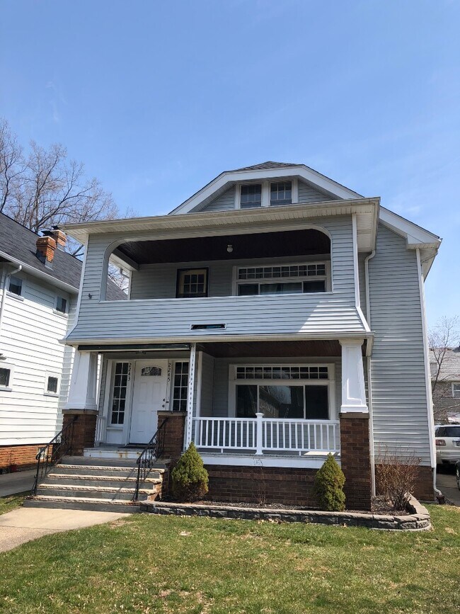 Building Photo - 2243 Northland Ave