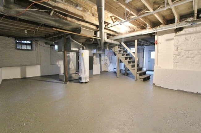 Building Photo - Updated 3 bedroom 1 bath home in downtown Morris