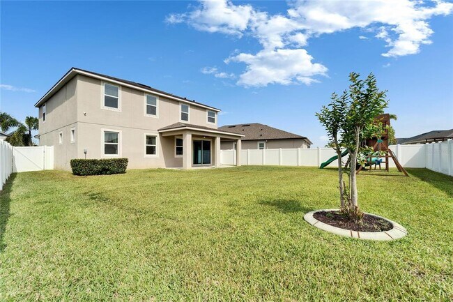 Building Photo - 13113 Rain Lily Dr