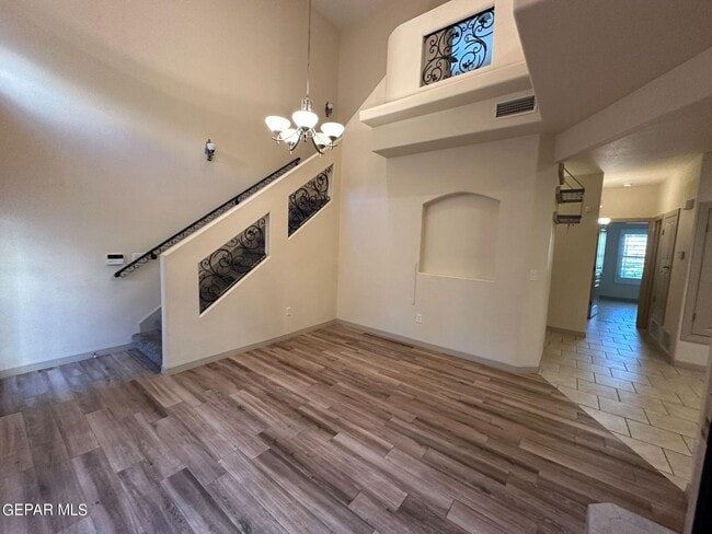 Building Photo - 5939 Bandolero Dr