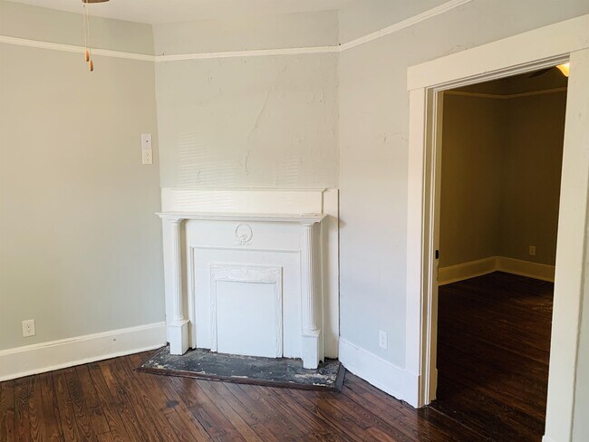 Building Photo - 412 Seiler Ave