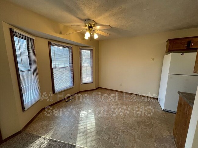 Building Photo - 3110 W Morningside St