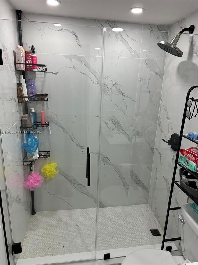 Building Photo - 235 W 16th St