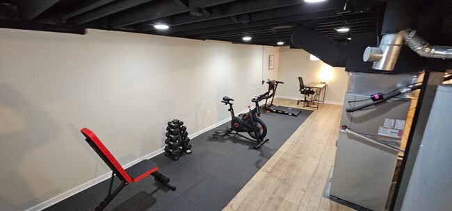 Building Photo - 2604 Tamm Ave