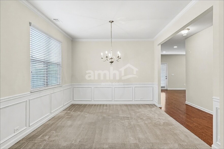 Building Photo - 307 Victoria Heights Dr