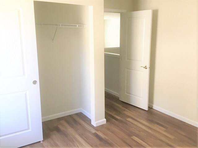 Building Photo - 9128 NE 167th Ct